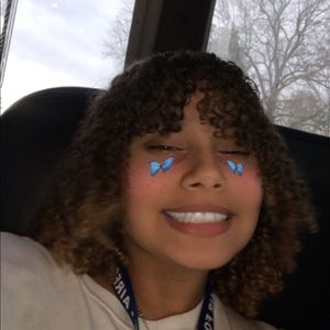 Meet your Posher, Yvonne